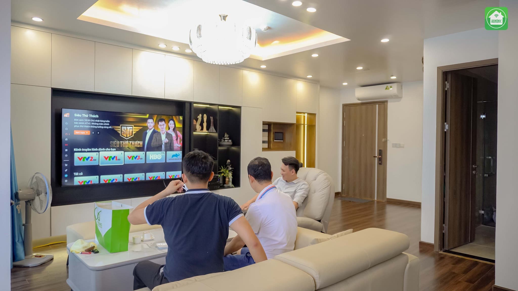 Tận tâm với khách hàng